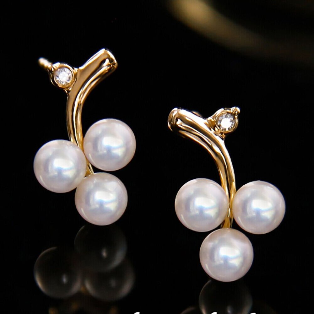 18K Yellow Gold Plated White Pearl Crystal Grapes Stud Earrings Gorgeous Gift